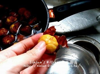 step2: 將栗子肉用水沖洗乾淨及瀝乾水份