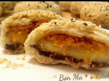 step9: 自家製台式3Q酥餅
餡料：紅豆蓉、豬肉鬆、半隻咸蛋、自家製麻薯
味道有咸甜,又有麻薯口感煙un
皮又鬆化好味