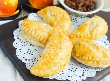 step6: 放入已預熱180C焗爐，焗約15-18分鐘或至金黃色即成！