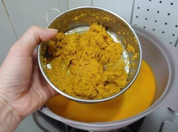 step9: 待稍涼後過篩