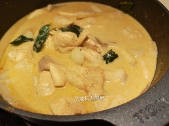 step9: 熄火後加入青檸汁。