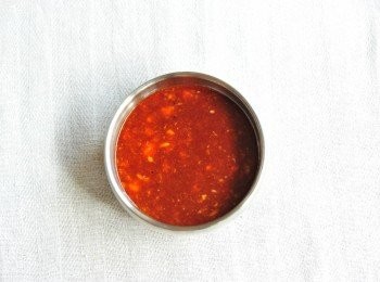 step2: 將韓式醃料材料用匙羹拌勻。