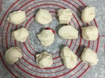 step9: 秤重分割成12顆，這樣平均每顆約@43g