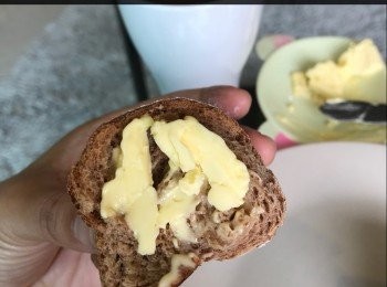 step8: 搽上有鹽牛油進食

#更佳