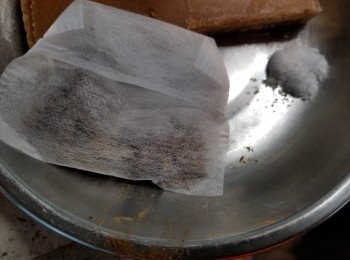 step6: 小茴香,八角,丁香可以用茶袋裝起