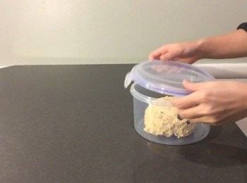 step12: 放入密實盒 放入雪櫃普通格冷藏8-24小時