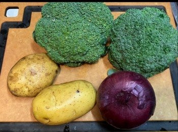 step1: 將所有材料切粒。