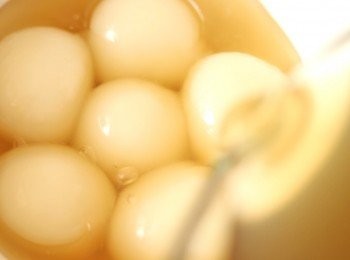 step7: 倒入糖水即成。