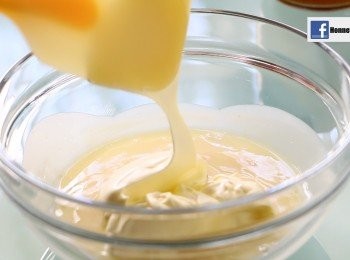 step6: 加入打發好的淡忌廉, 拌勻