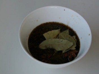 step1: 先混合所有<span class="group_1">食材</span>，除海鹽和雞