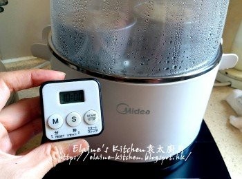 step14: 蒸1小時後再焗10分鐘(如用蒸鍋 , 同樣蓋上蓋蒸1小時再焗10分鐘)