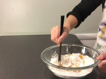 step8: 用筷子攪拌