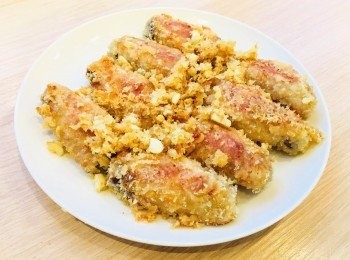 step5: 蒜蓉牛油<a href="https://bit.ly/3zHU5V3" target="_blank" data-keyword="雞翼" class="guide-link"><strong>雞翼</strong></a> <span style="display:inline-block;vertical-align:middle;margin-top:-3px;color:initial;border-radius:3px;padding:2px 3px;font-size:12px;line-height:14px;background:#87d300;color:#fff;">即買</span> 完成了！