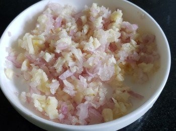 step5: 蒜頭，乾蔥