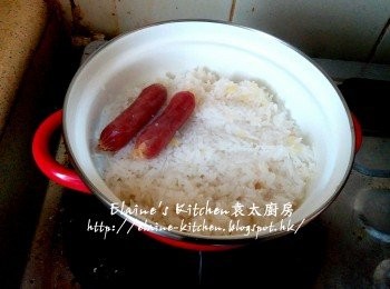 step8: 用中火慢慢煮至水份半收乾(大約15分鐘)