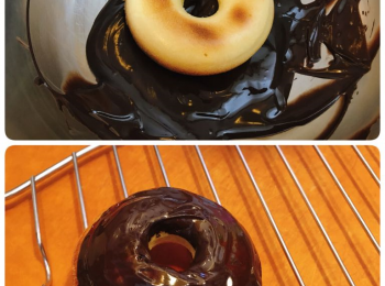 step7: 焗好的甜甜圈反轉沾上醬料，將彩色朱古力針灑在甜甜圈面，亦可再加少許其他裝飾便完成