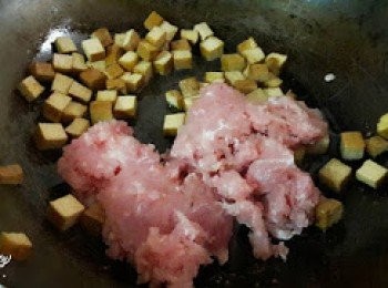 step3: 加入豬絞肉