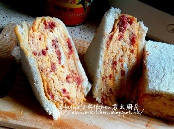 step13: 蓋上麵包稍後壓平 , 修邊切件即可