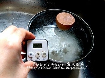 step9: 用慢火煮至西米成半透明狀態 , 熄火焗20分鐘
