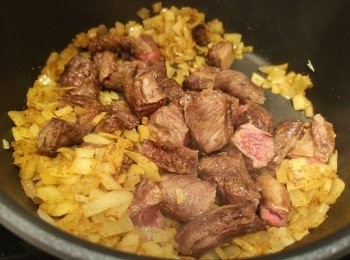 step7: 牛肋腩回鑊略炒。