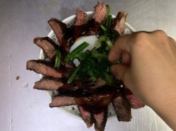 step11: 按嗜好加上蔥絲即成