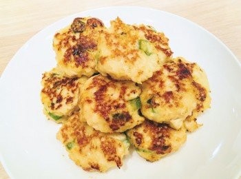 step10: 健康美味嘅秋葵金菇雞肉丸子完成了！