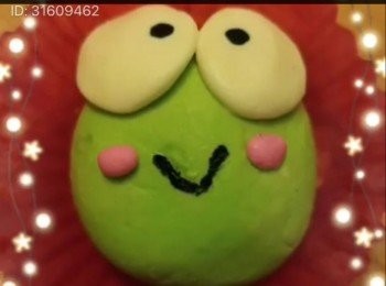 step5: 用食用色素筆畫上眼耳口鼻 便成