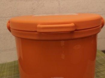 step8: 放入真空煲內。