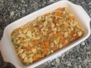 step11: 將主內餡倒入烤盤中鋪平；