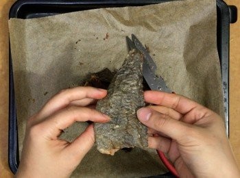 step3: 另剪去魚肉那一片留用