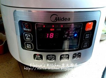 step10: 蓋上蓋按<米飯>功能 , 再按<開始> , 之後會有時間顯示需時多久