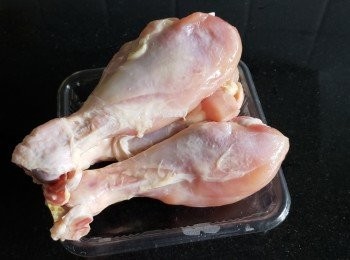 step5: 雞肶，清洗後去皮