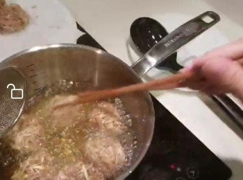 step9: 所有芋蝦都需要番炸一次。