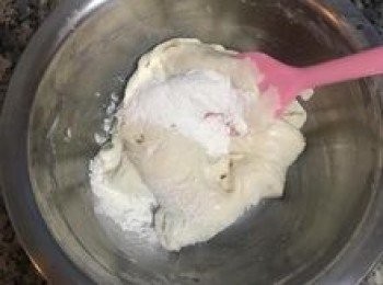 step8: 加入乾糯米粉；