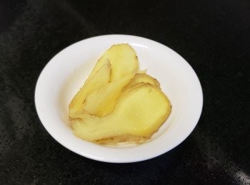 step2: 薑片