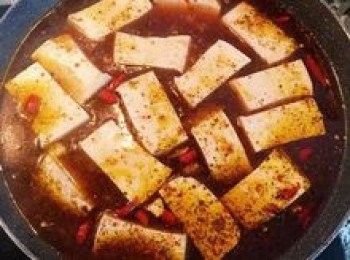 step7: 浸泡30分鐘後再次煮滾；
（泡越久越入味喔～）