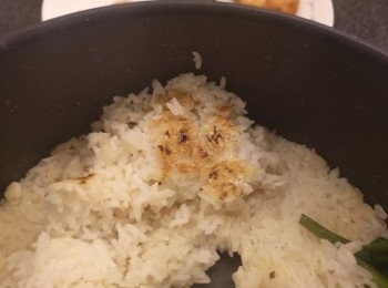step6: 煲底會略帶飯焦。