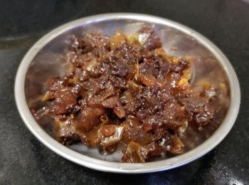 step5: 將鴨膶腸切碎