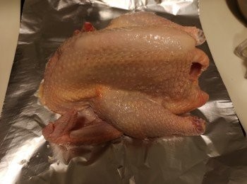 step2: 用錫紙包裹雞隻。