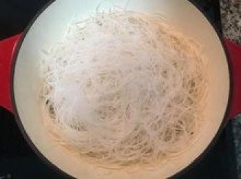 step10: 鋪上冬粉；