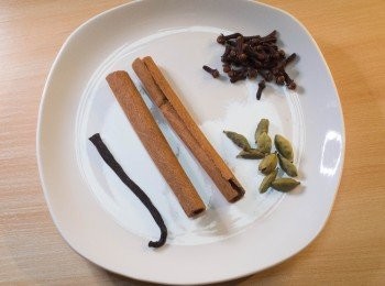 step1: 準備所有香料。