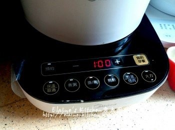 step18: 如不做千層 , 可將粉漿放入模具內蒸1小時