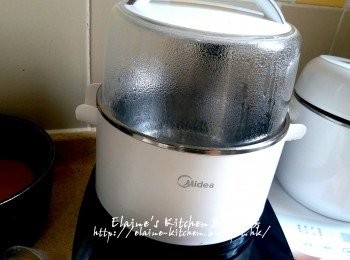 step15: 美的早餐機按<蒸/煮>功能 , 時間調至10分鐘至熱