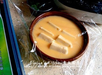 step9: 再蓋上保鮮紙