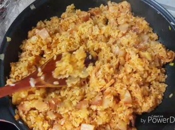 step12: 飯炒好後熄火