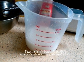 step9: 2茶匙馬蹄粉加1/2份量水拌勻
