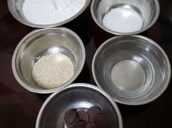 step1: 先將所有材料磅好備用