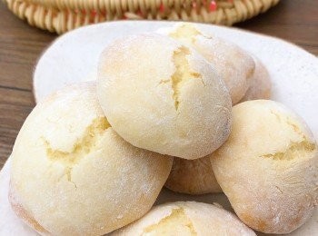 step9: 焗140度約13-15分鐘，放涼完成。(需目測)