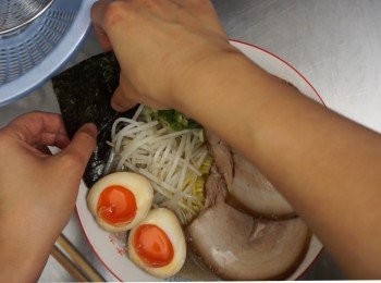 step13: (最後可以按嗜好放上紫菜)