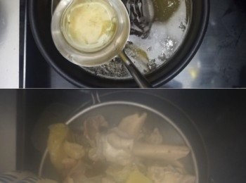 step8: 煮好後，先撇走表面的豬油，再隔渣備用
這就是豬骨湯頭